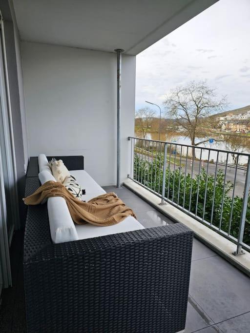 Deluxe 3-Rooms River View, แบร์นคาสเทล-คืสท์ ภายนอก รูปภาพ